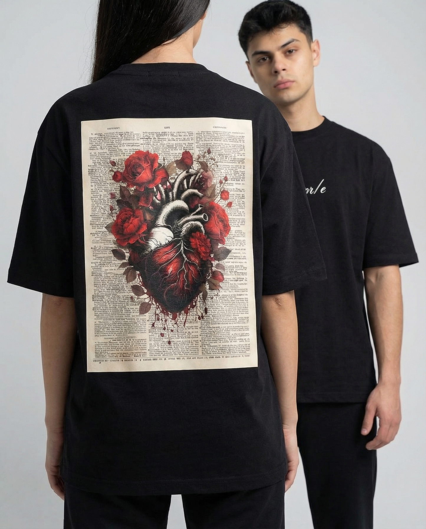 Newspaper Heart · Премиум тениска